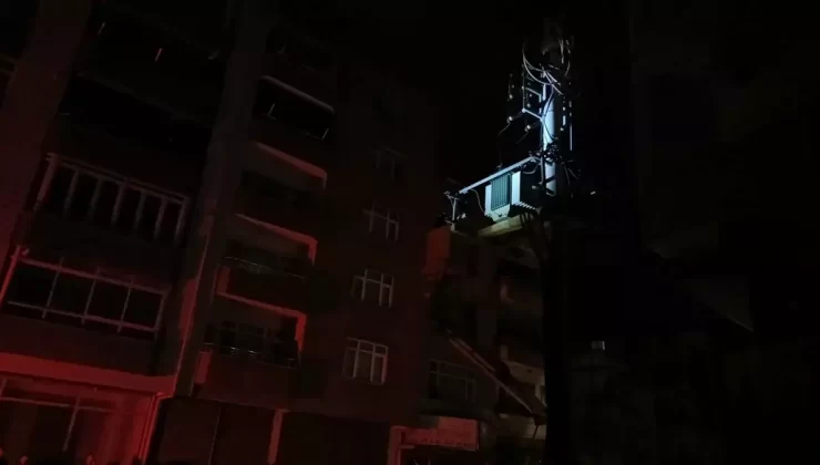 Samsun’da Elektrik Direği Yangını