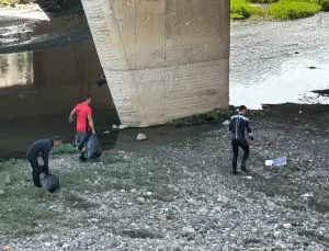 Samsun’da ırmakta ceset ihbarına giden ekipler temizlik yaptı