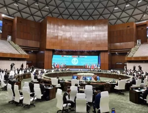 ŞİÖ’de Uzun Vadeli Strateji Vurgusu