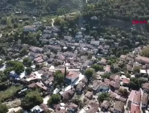 Şirince Sonbahar Güzelliği ile Turistleri Ağırlıyor