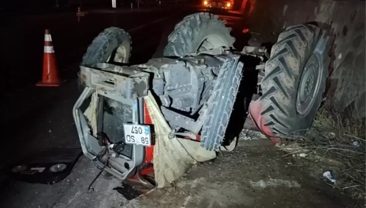 Sivas’ta Taksi-Traktör Kazası: 1 Ölü, 1 Yaralı