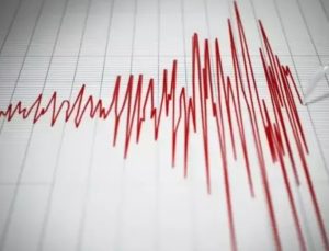 SON DAKİKA! Antalya açıklarında 4.7 büyüklüğünde deprem