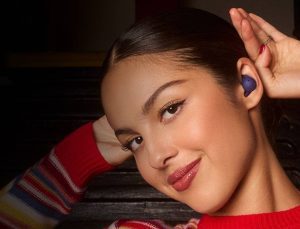 Sony açık tasarımlı kulaklığını duyurdu