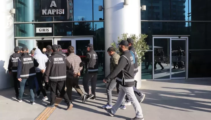 Sosyal Medya Dolandırıcılığı: 24 Şüpheli Adliyeye Sevk Edildi