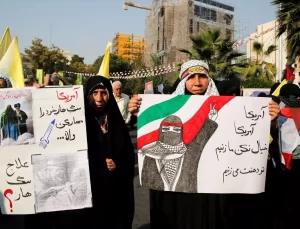 Tahran’da İsrail Protestosu ve Destek Gösterisi