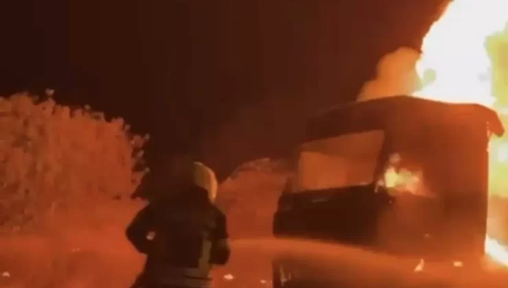Tarsus’ta TIR Yangını: O Anlar Kamerada