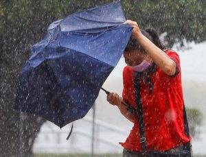 Tayvan alarma geçti! 112 uçuş iptal edildi, 38 bin asker hazırda bekliyor!