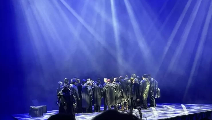 Uçan Hollandalı AKM’de Sahnelendi