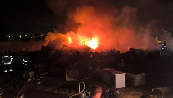 Uyuşturucu bağımlıları ateşe verdi: İtfaiye 4 saatte söndürdü