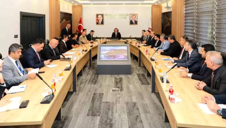 Vali Aydoğdu’dan Proje Takibi Talimatı