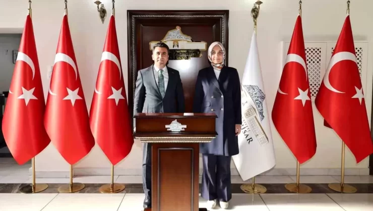 Vali Aygöl, Afyonkarahisar ve Burdur Valilerini Ziyaret Etti