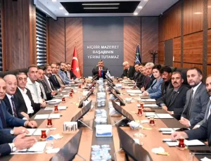 Vali Çiftçi, Muhtarlarla Toplantı Yaptı