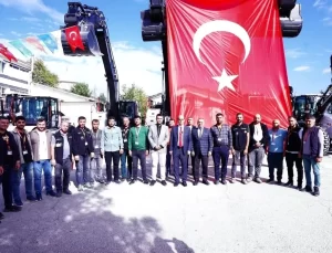 Yeşilyurt Belediyesi, 15 Yeni İş Makinası ile Araç Filosunu Güçlendirdi