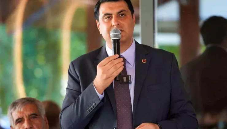 Yılmaz muhtarlarla bir araya geldi