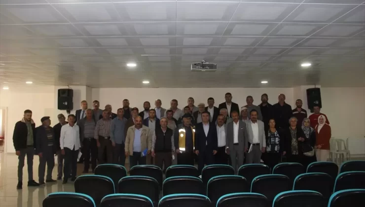 Zara’da Çiftçilere Yeni Destekleme Modeli Bilgilendirme Toplantısı