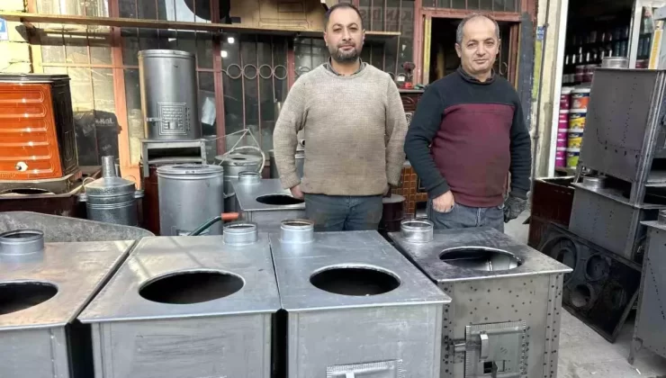 30 Yıldır Sobacılık Yapıyorlar