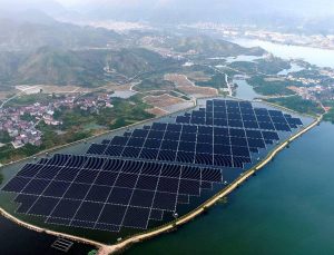 4 metrelik dalgalara dayanabilen yüzer GES sistemi geliştirildi