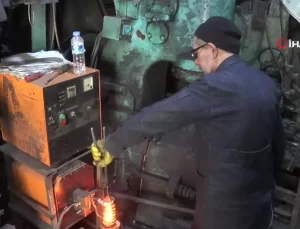 53 Yıldır Demir Ustası: Geleneksel Meslek Yaşıyor