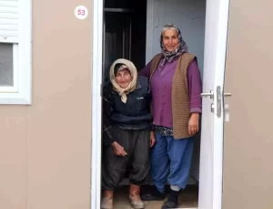 79 Yaşındaki Dilber Nine’ye Konteyner Hediye