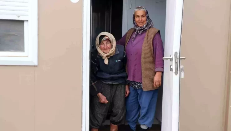 79 Yaşındaki Dilber Nine’ye Konteyner Hediye