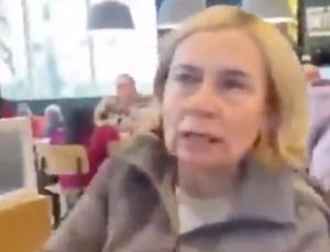 ABD’de ‘Filistin’ yazılı kıyafet giyen kişiye saldırı: Nefret suçlamasıyla gözaltına alındı