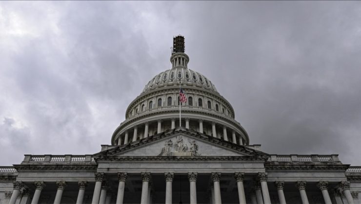 ABD’de Kongre seçimlerinde Cumhuriyetçiler Senato’da 52 sandalyeye ulaştı