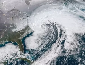 ABD’nin Kuzeybatısında Bomba Kasırgası: 600 Bin Kişi Elektriksiz Kaldı