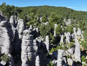 Adam Kayalar: Doğa Yürüyüşçülerinin Gözdesi