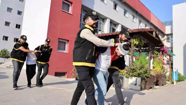 Adana’da Kebapçıya Silahlı Saldırı: İki Tutuklama