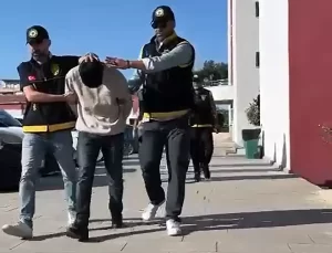 Adana’da Mektep ofisine Silahlı Saldırı