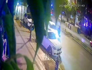 Adana’da Yaya Geçidinde Kaza: Anne ve Oğul Ağır Yaralı