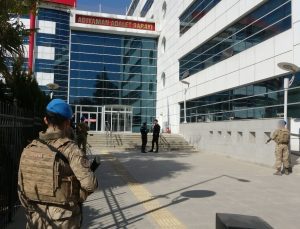 Adıyaman’da HDP milletvekili Ayten Yılmaz çıkarıldığı mahkemece tutuklandı