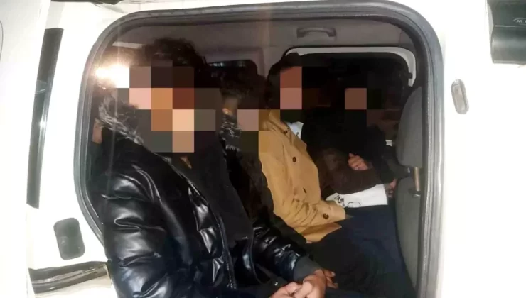Afyonkarahisar’da 7 Düzensiz Göçmen Yakalandı