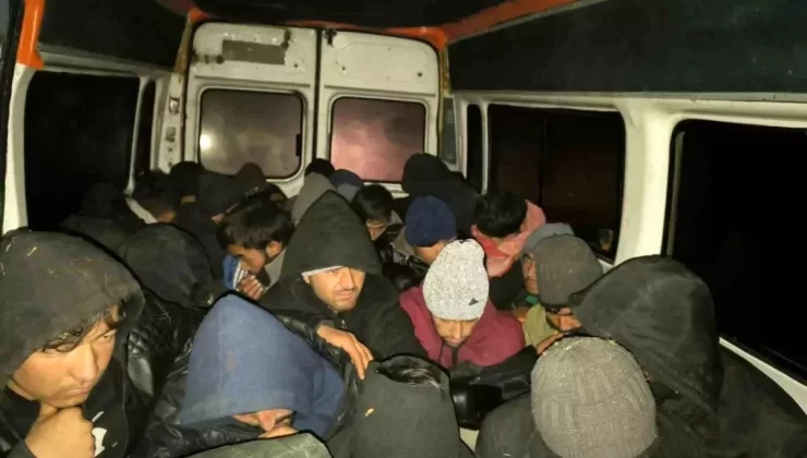 Ağrı’da 30 Afgan Göçmen Yakalandı