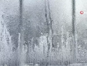 Ağrı’da Sert Kış: Buz Sarkıtları Oluştu