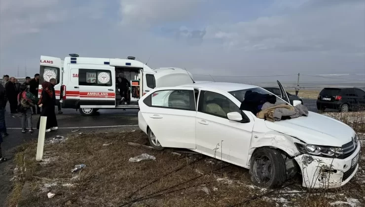 Ağrı’da Trafik Kazaları: 4 Yaralı