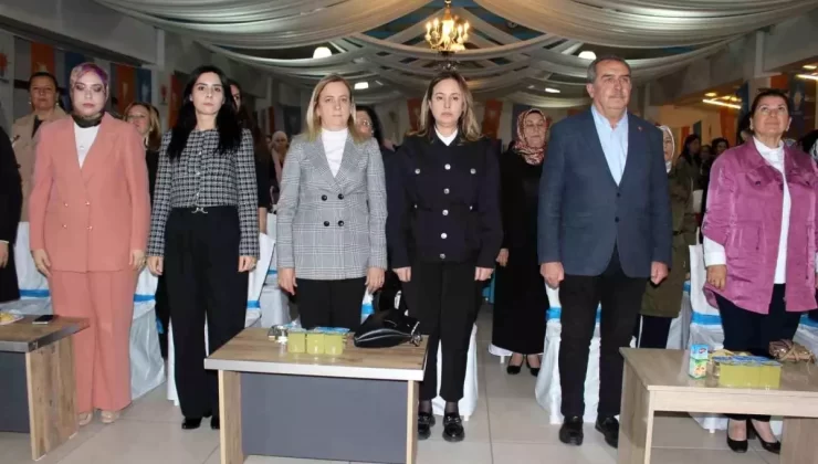 AK Parti Bergama Kadın Kolları Başkanı Seçildi