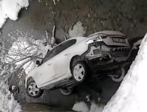 AK Parti Üyeleri Trafik Kazası Geçirdi