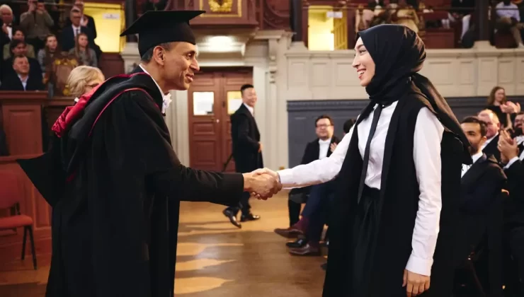 AK Partili vekilin Oxford ücreti ortaya çıktı: ‘Burslu’ okuduğu program için servet ödemiş