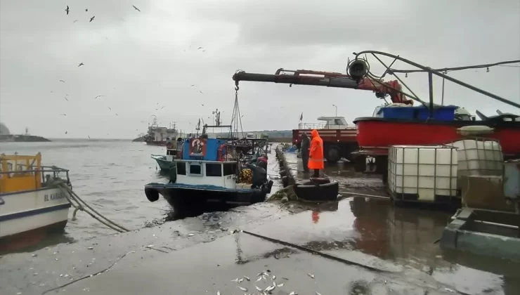 Akçakoca’da Kuvvetli Rüzgar ve Sağanak