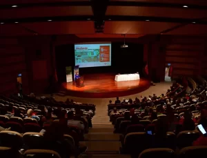 ‘Akran zorbalığında psikoljik danışmanlar kilit rol oynuyor’