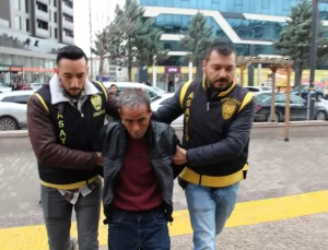 Aksaray’da Eşini Uykusunda Vurarak Öldüren Savaş Adak Adliyeye Sevk Edildi