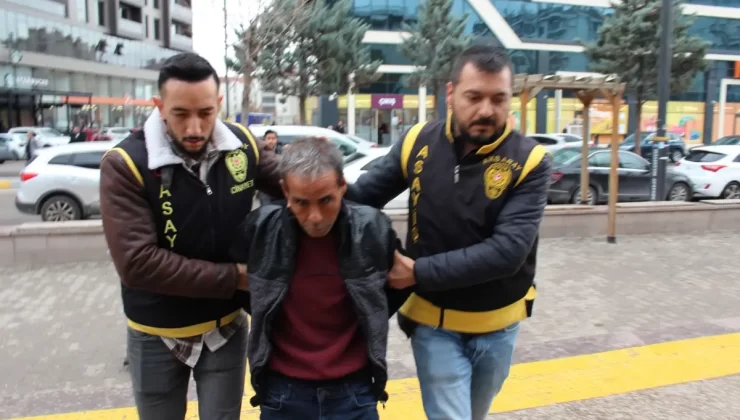 Aksaray’da Eşini Uykusunda Vurarak Öldüren Savaş Adak Adliyeye Sevk Edildi