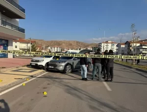 Aksaray’da Park Yeri Kavgası: 2 Yaralı