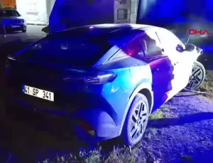 Alkollü Sürücü Park Halindeki Karavana Çarptı