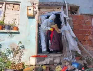 Altınordu’da 2 Kamyon Çöp Temizlendi