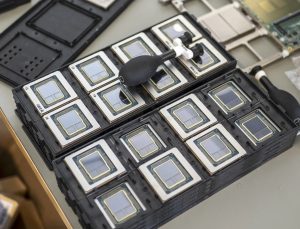 Amazon, kendi yapay zeka çipi için kolları sıvadı, Nvidia hisseleri düştü