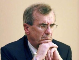 AMB üyesi Villeroy’dan faiz mesajı