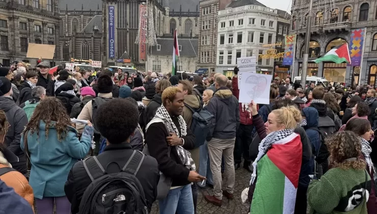 Amsterdam’da Filistin Destekçilerine Polis Müdahalesi