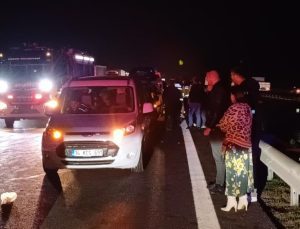 Anadolu Otoyolu’nda iki ayrı zincirleme kazada 10 araç çarpıştı: 8 yaralı